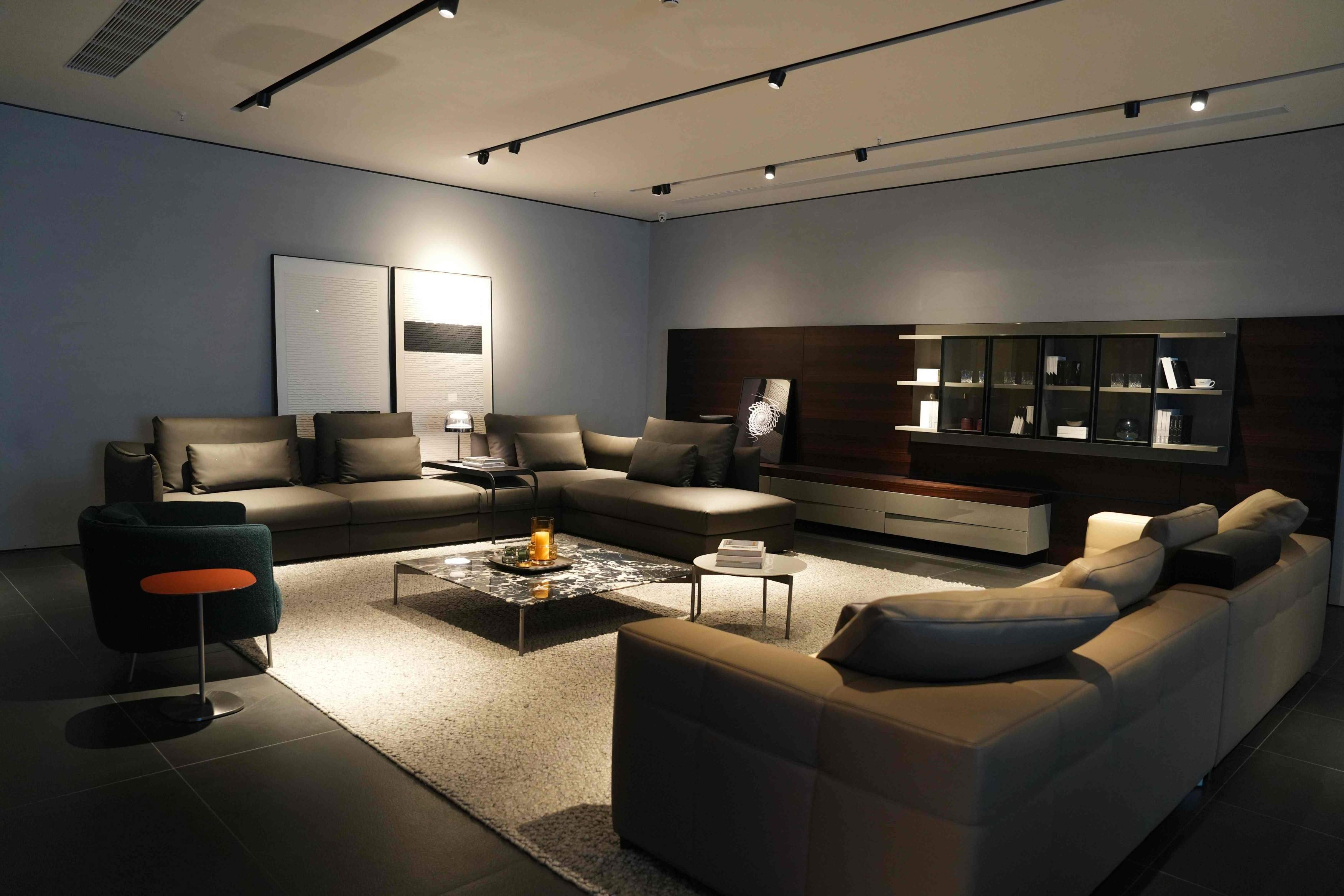 FROM GEOMETRIC LINES TO LIVING TEMPERATURE, NUMEROUS SORTS OF EXPRESSION OF MODERN HOME DECOR